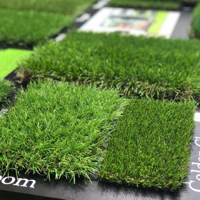 cesped-artificial-multidireccional-vs-direccional